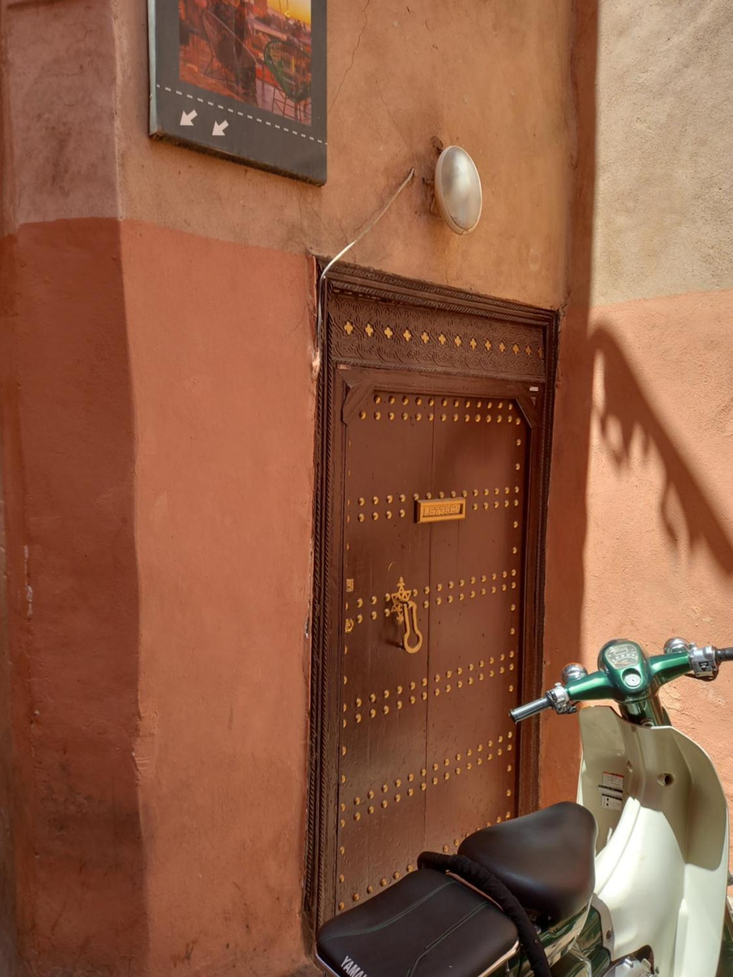 Juli'S Bed and Breakfast Marrakesh Buitenkant foto