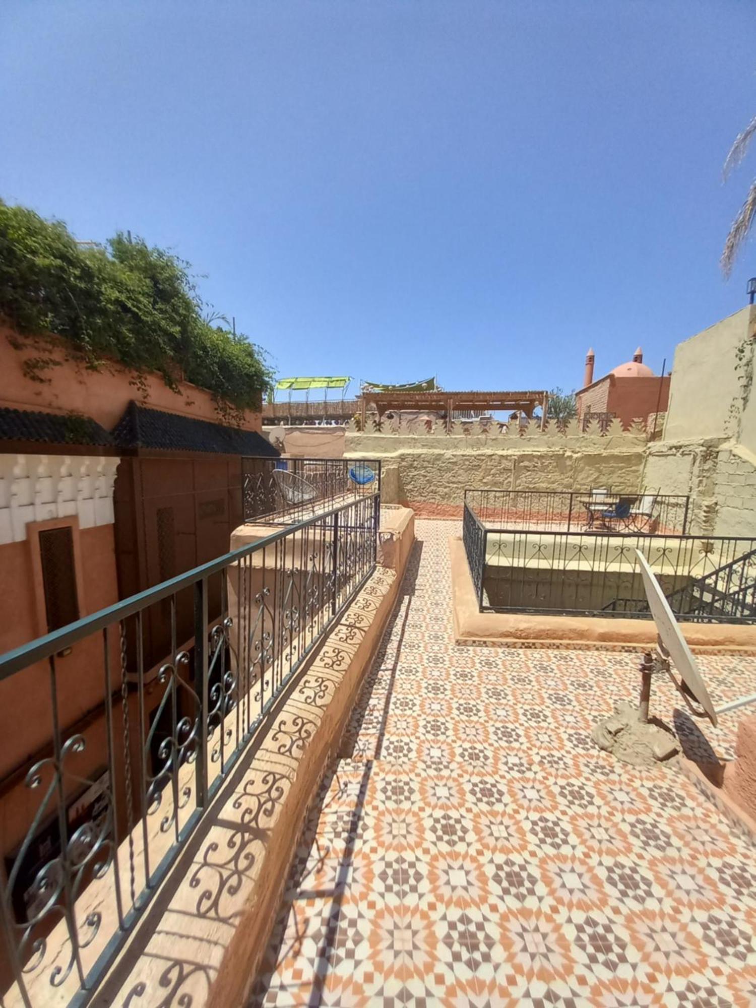 Juli'S Bed and Breakfast Marrakesh Buitenkant foto